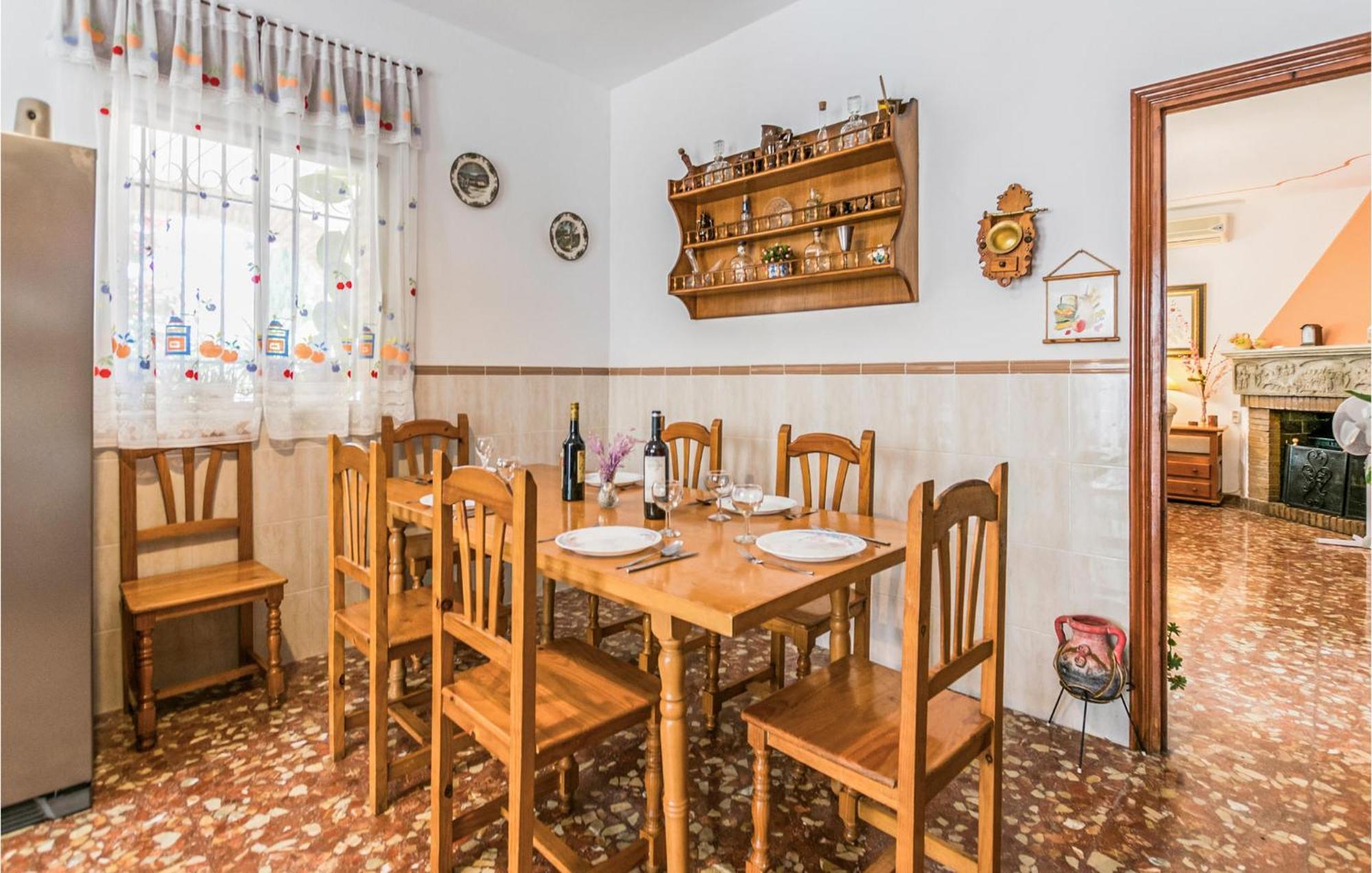 3 Bedroom Beautiful Home In Fuente Tojar Eksteriør billede